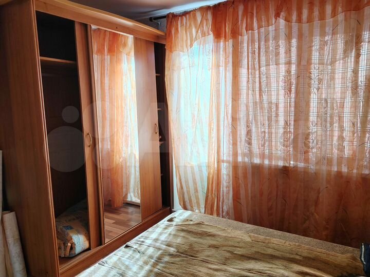 2-к. квартира, 52 м², 1/9 эт.