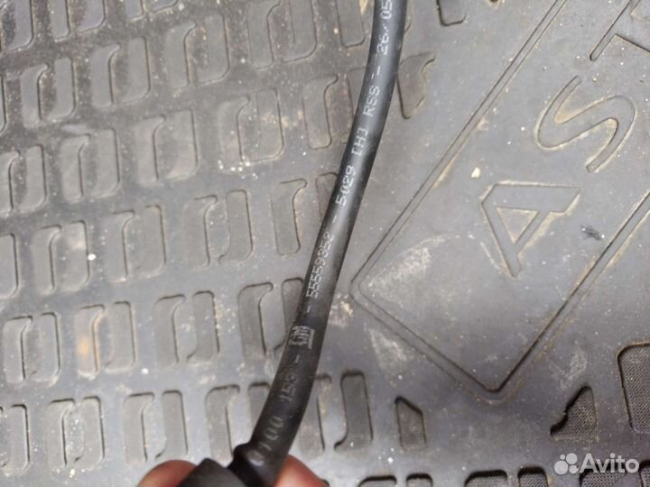 Трубка охлаждения дроссельной заслонки оригинал JM