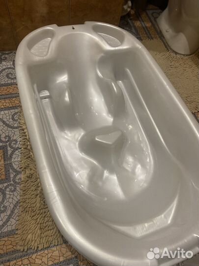 Ванночка для купания с горкой