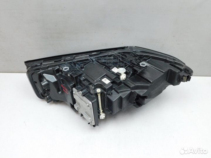 Фара правая BMW 5-Series/M5