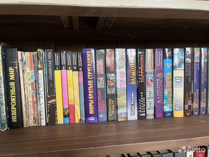 Книги научная фантастика и фэнтэзи