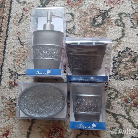 Держатели полотенец (латунь) новые. Наборы