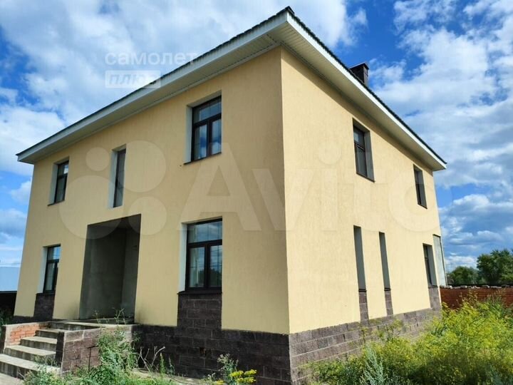 Дом 307,7 м² на участке 15 сот.