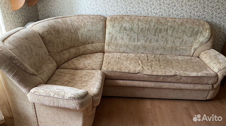 Угловой диван