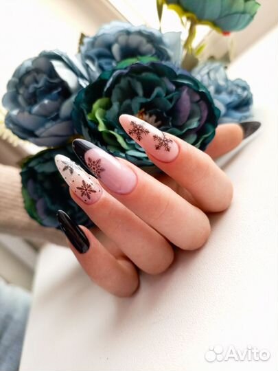 Маникюр,педикюр,наращивание