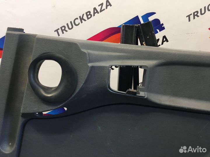 Обшивка двери правой Scania 4-series