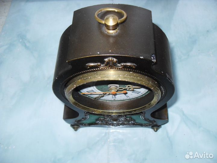 Часы электронно-механические Янтарь