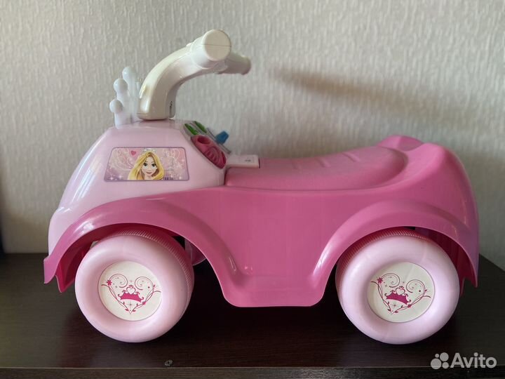 Машинка каталка толокар свето-музыкальная панель