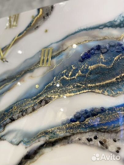 Часы картина