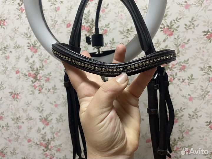 Уздечка для лошади