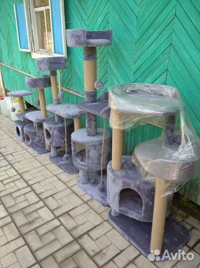 Домик для кошки с когтеточкой новый