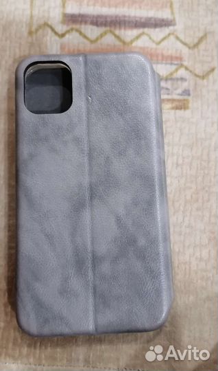 Чехол на iPhone 11