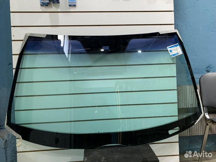 Лобовое стекло Мерседес 202 w202