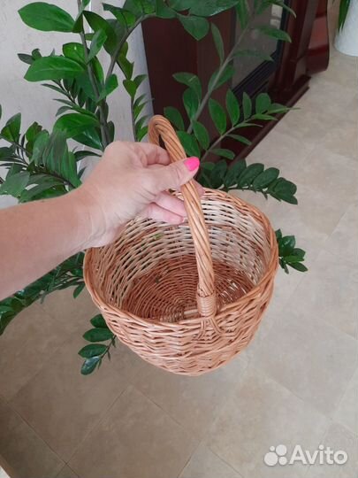 Корзины плетеные из ивы