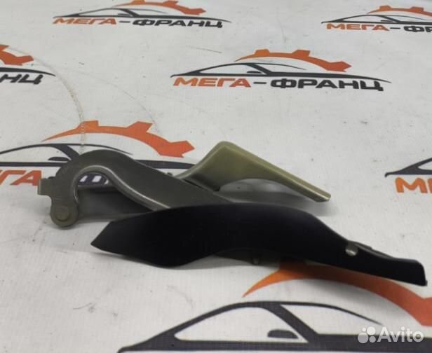 Петля капота правая Peugeot 308 легковой универсал