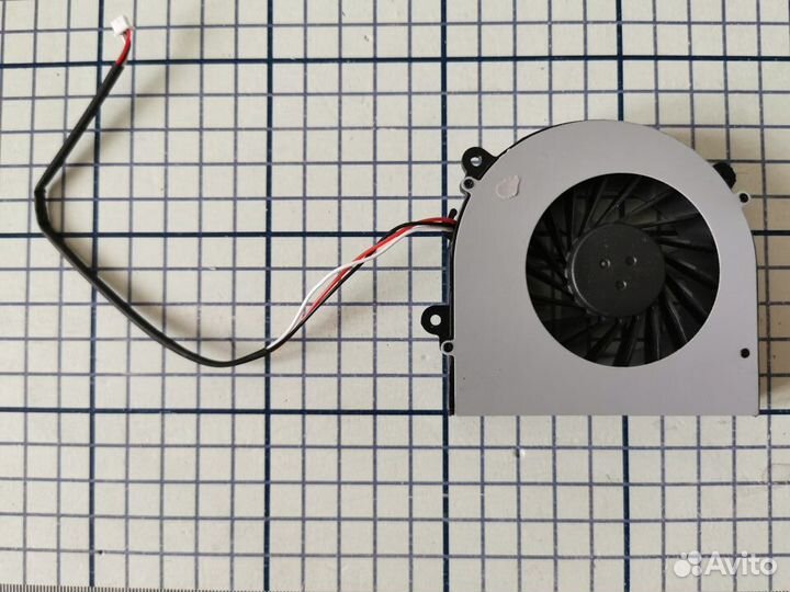 Кулер ноутбука DNS W670 W670SRQ