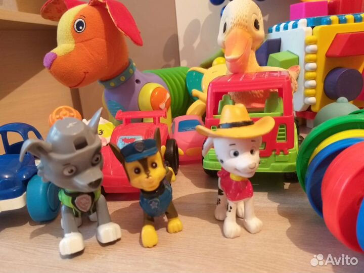 Развивающие игрушки пакетом