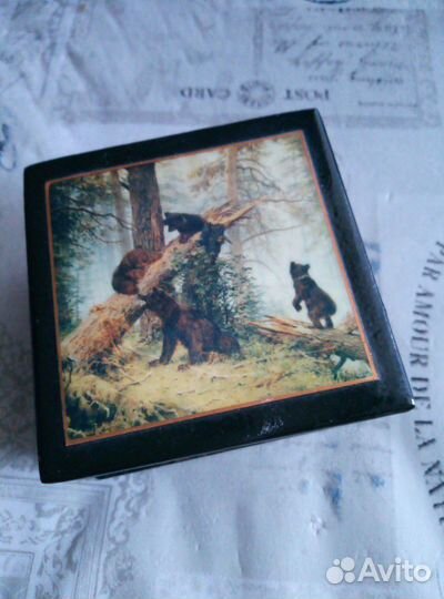 Шкатулка (лаковая)