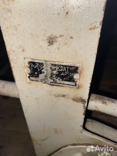 Домкрат реечный железнодорожный