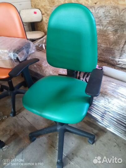 Компьютерное кресло