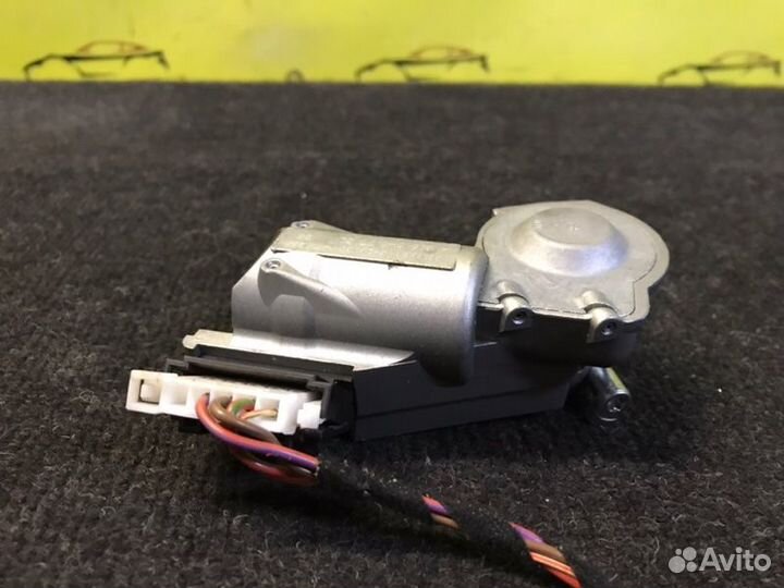 Замок рулевой колонки Mercedes Clc W203 M271.946
