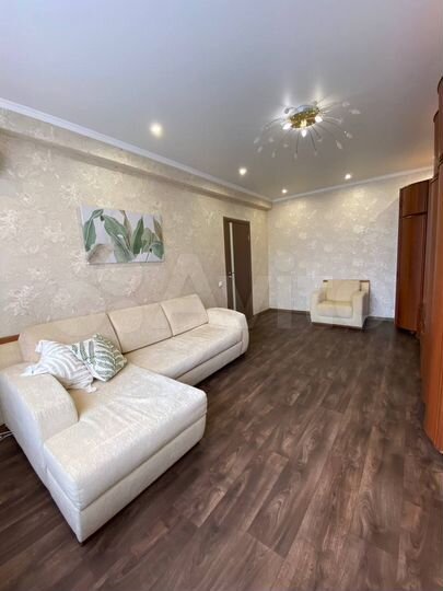 2-к. квартира, 59,5 м², 6/10 эт.