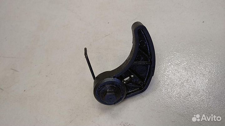 Натяжитель цепи грм