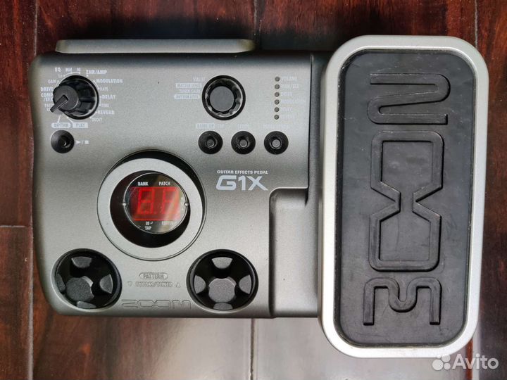 Гитарный процессор Zoom G1X