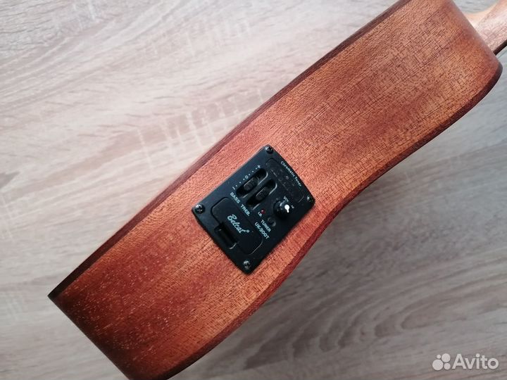 Электроакустическая укулеле тенор