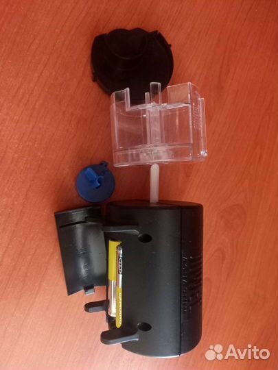 Автоматическая кормушка для рыб