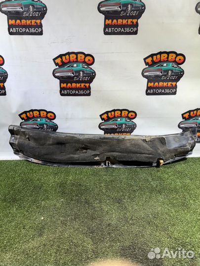 Водосток Nissan Tiida, C11