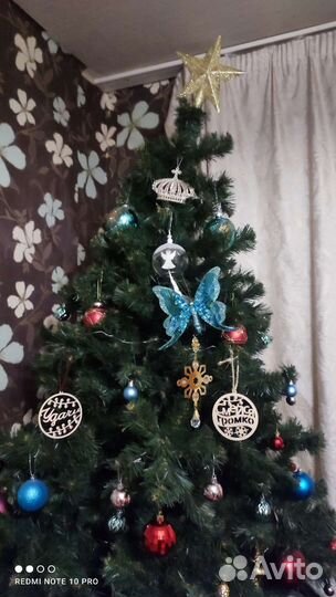 Елка искусственная высокая