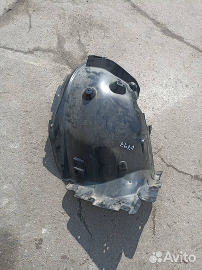 Подкрылок передний левый BMW X3 G01 2018