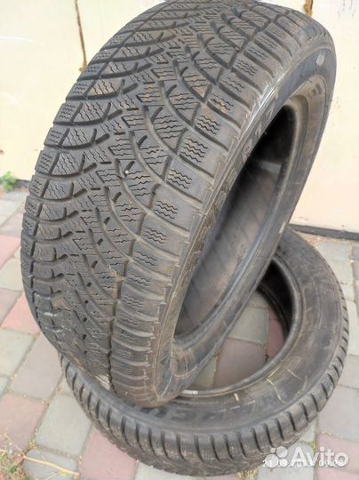 Targum Winter 4 215/55 R17 S