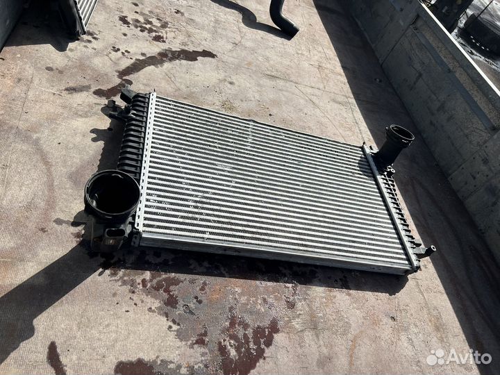 Радиатор интеркулера VAG 1K0145803F