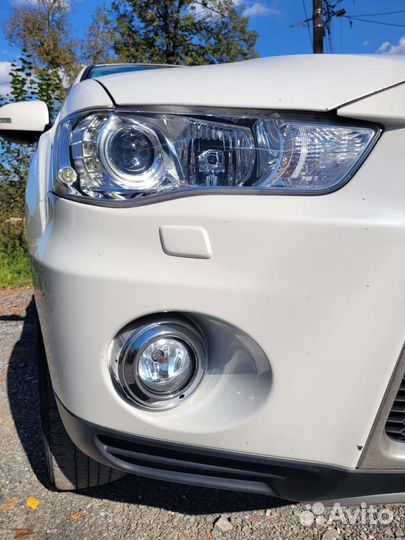 Mitsubishi Outlander 2.4 CVT, 2010, 233 820 км