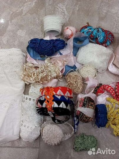 Ленты для рукоделия