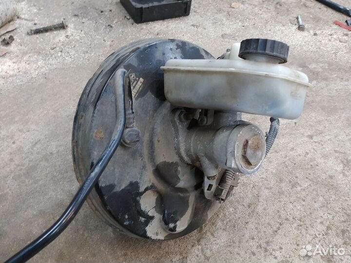 Вакумный усилитель тормозов Рено лагуна 2