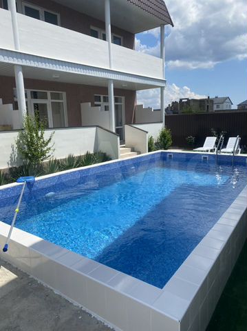 Комната 18 м² в 1-к., 1/2 эт.