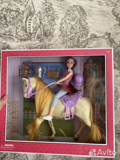 Кукла с лошадью