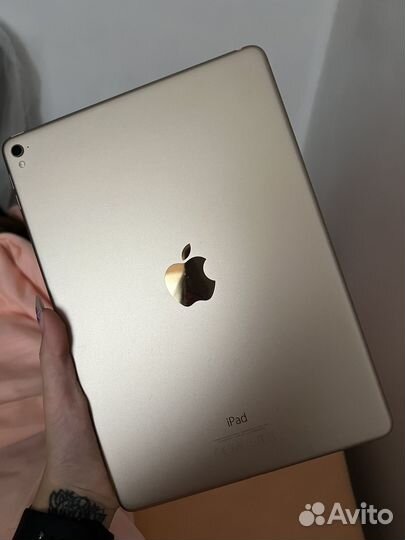 iPad pro 9.7