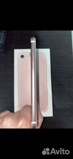 Телефон iPhone
