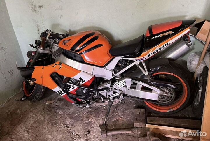 Honda cbr 929 rr