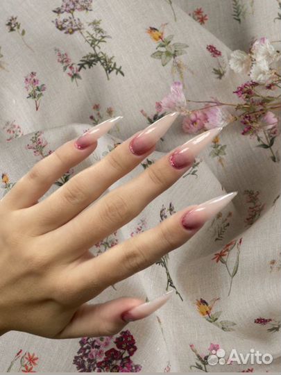 Маникюр,педикюр, скайсы