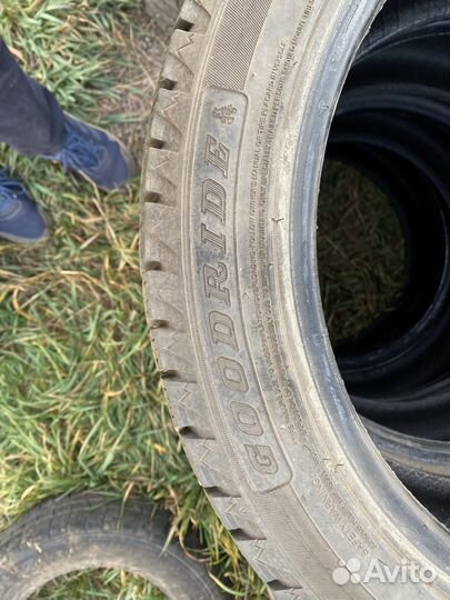Goodride SW 618 235/45 R18