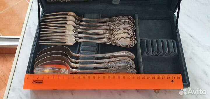 Набор столовых предметов из мельхиора