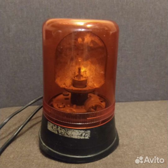 Проблесковый маяк (мигалка)