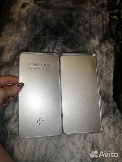 Коробочки металлические от шоколада Bucheron