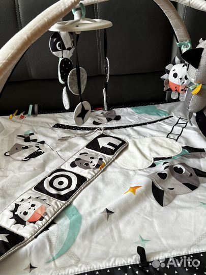 Развивающий коврик Tiny Love День и ночь