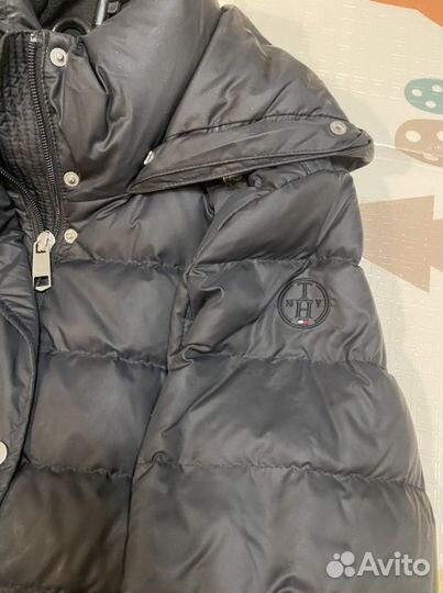 Tommy hilfiger пуховик